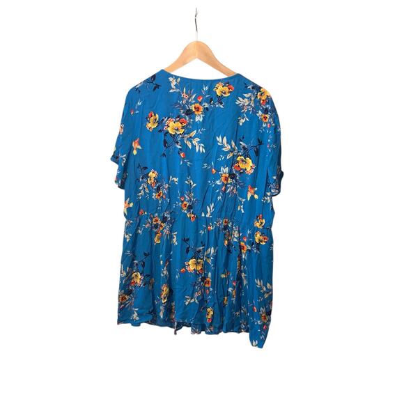 Torrid Babydoll Crinkle Gauze Crochet Inset Lace-Up Top NWT - Picture 6 of 8